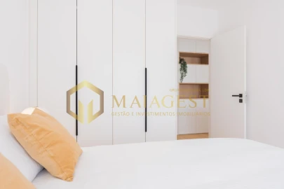 Apartamento T2 para Venda em Nogueira e Silva Escura