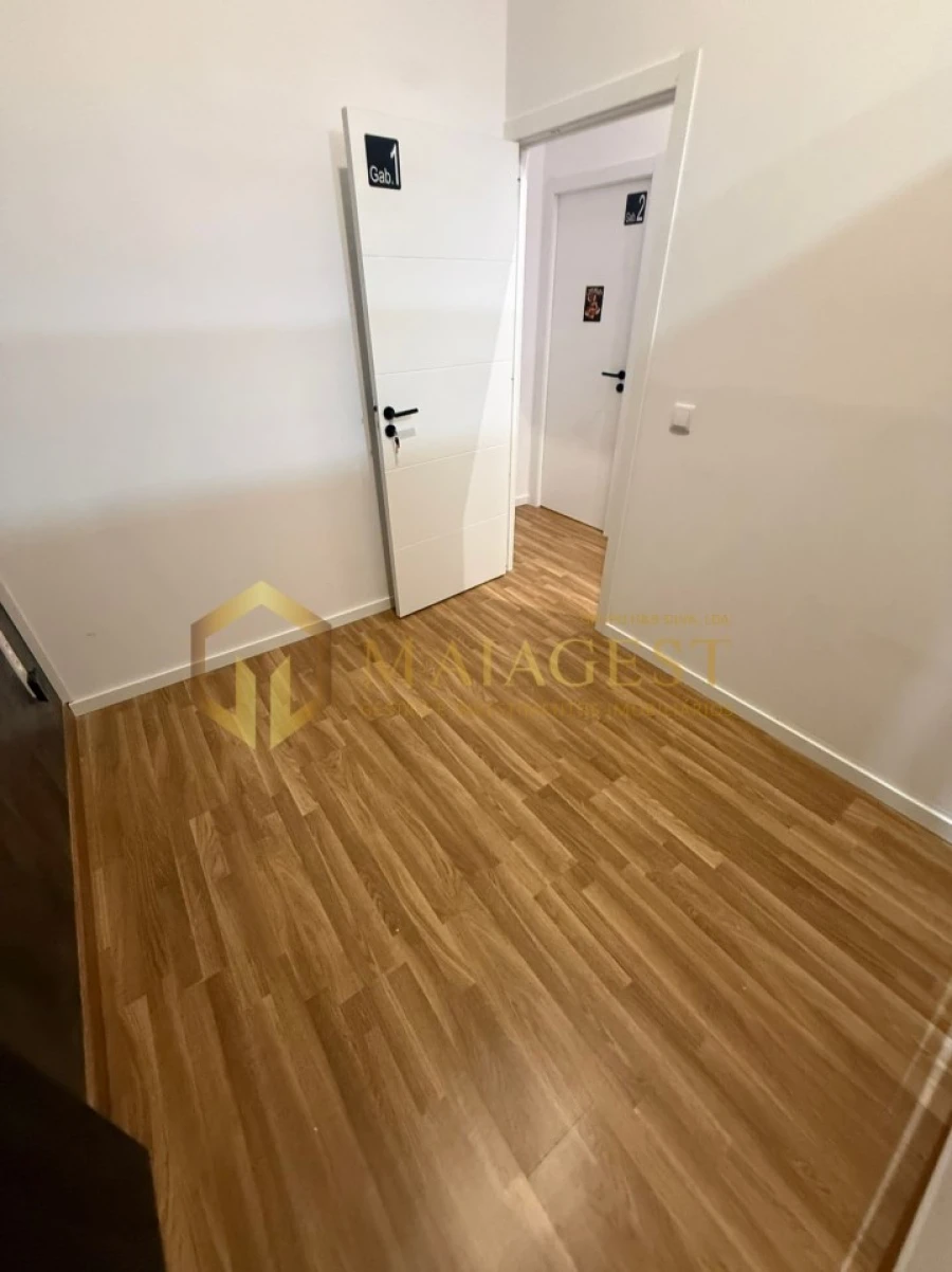 Escritório para Arrendamento em Cidade da Maia Foto 2