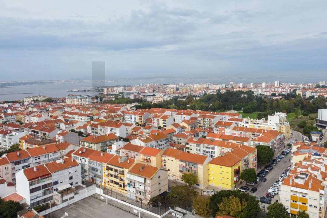 Apartamento T3 para Arrendamento em Alto do Seixalinho, Santo André e Verderena Foto 24