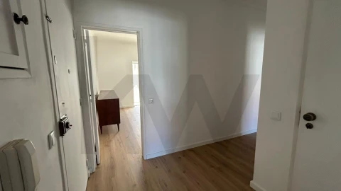 Apartamento T3 para Arrendamento em Alto do Seixalinho, Santo André e Verderena