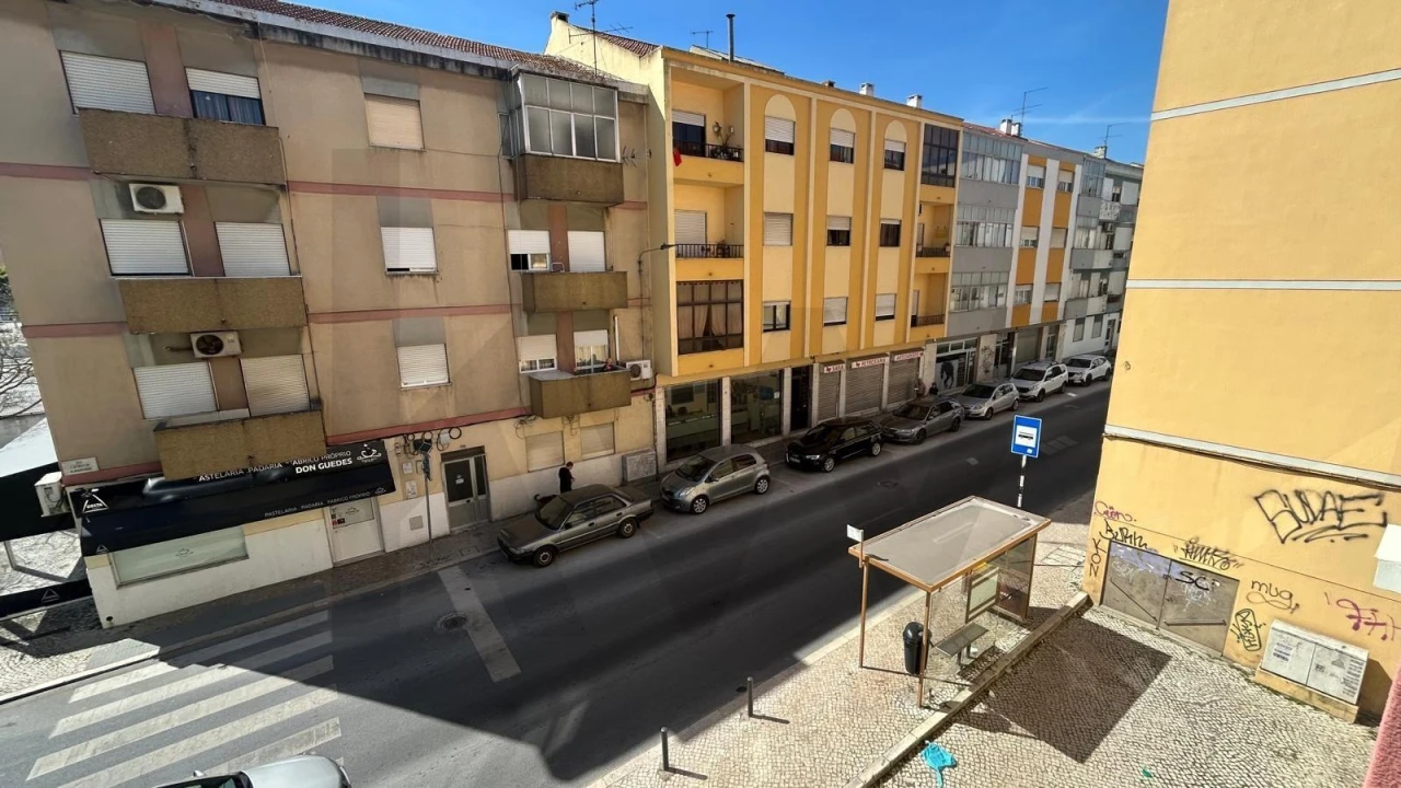 Apartamento T3 para Arrendamento em Alto do Seixalinho, Santo André e Verderena Foto 14