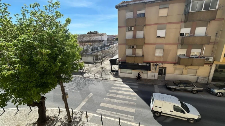 Apartamento T3 para Arrendamento em Alto do Seixalinho, Santo André e Verderena Foto 12