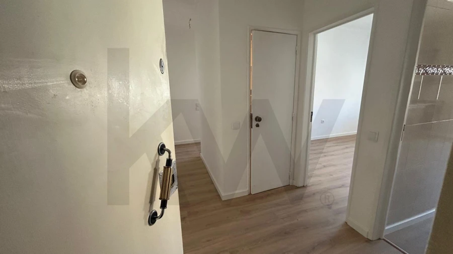 Apartamento T3 para Arrendamento em Alto do Seixalinho, Santo André e Verderena Foto 2