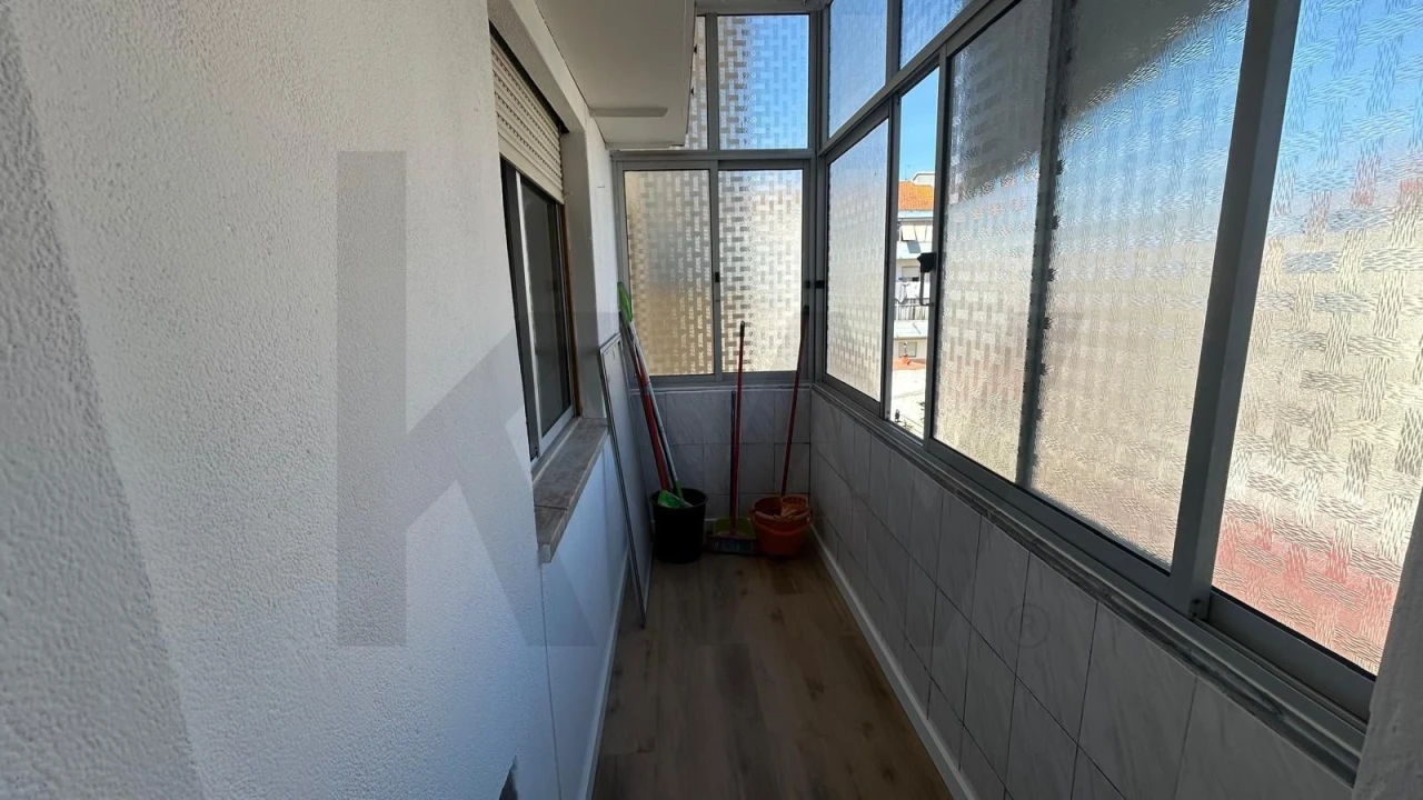 Apartamento T3 para Arrendamento em Alto do Seixalinho, Santo André e Verderena Foto 5