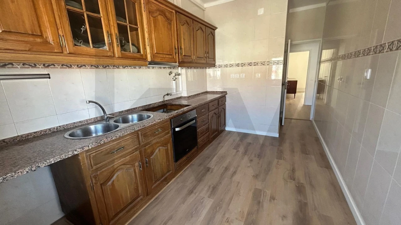 Apartamento T3 para Arrendamento em Alto do Seixalinho, Santo André e Verderena Foto 6