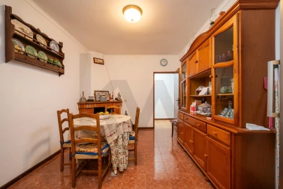 Moradia T3 para Venda em Brasfemes