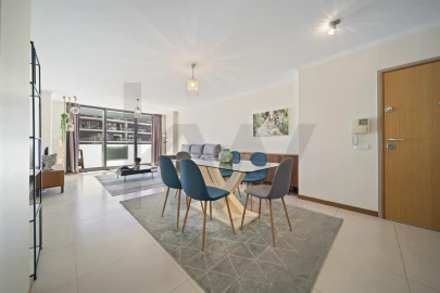 Apartamento T3 para Venda em Funchal (Santa Luzia)