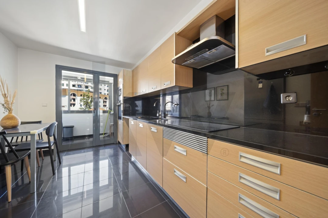 Apartamento T3 para Venda em Funchal (Santa Luzia) Foto 7