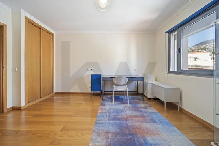 Apartamento T3 para Venda em Funchal (Santa Luzia) Foto 13