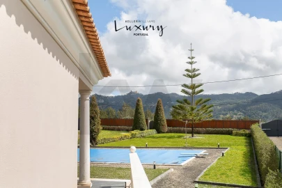 Moradia T4 para Venda em São João das Lampas e Terrugem