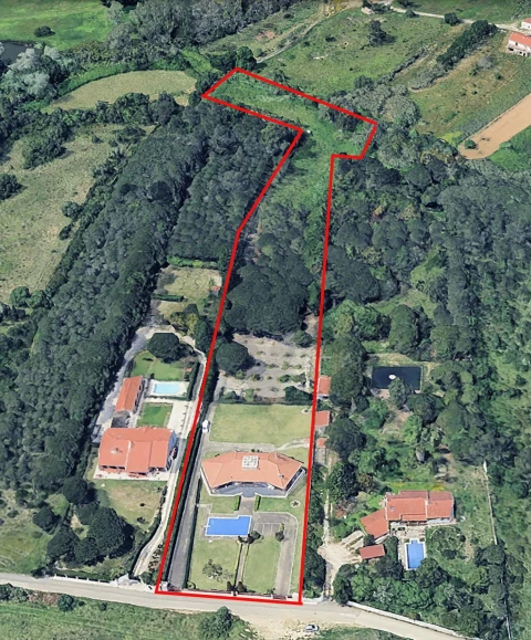 Moradia T4 para Venda em São João das Lampas e Terrugem