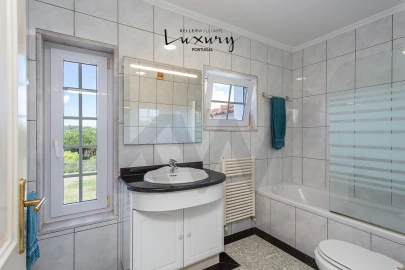 Moradia T4 para Venda em São João das Lampas e Terrugem