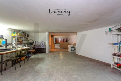 Moradia T4 para Venda em São João das Lampas e Terrugem