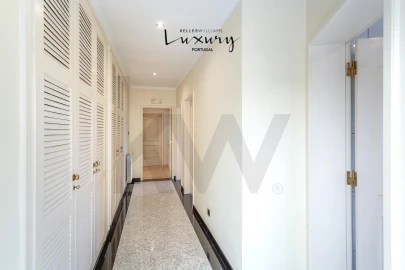 Moradia T4 para Venda em São João das Lampas e Terrugem