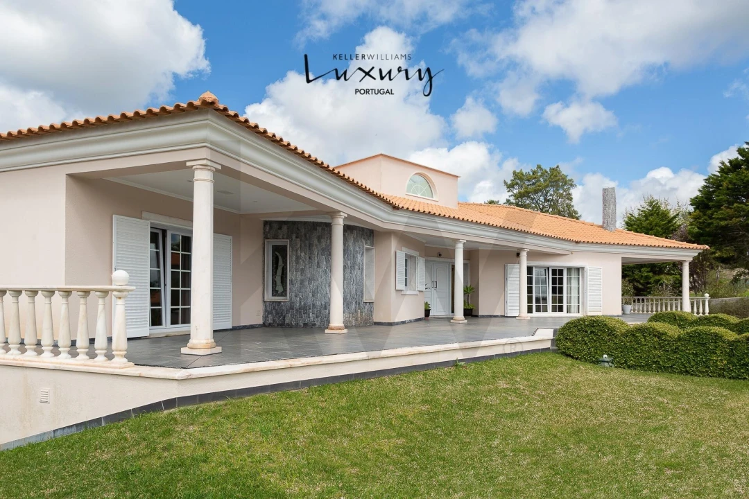 Moradia T4 para Venda em São João das Lampas e Terrugem Foto 4