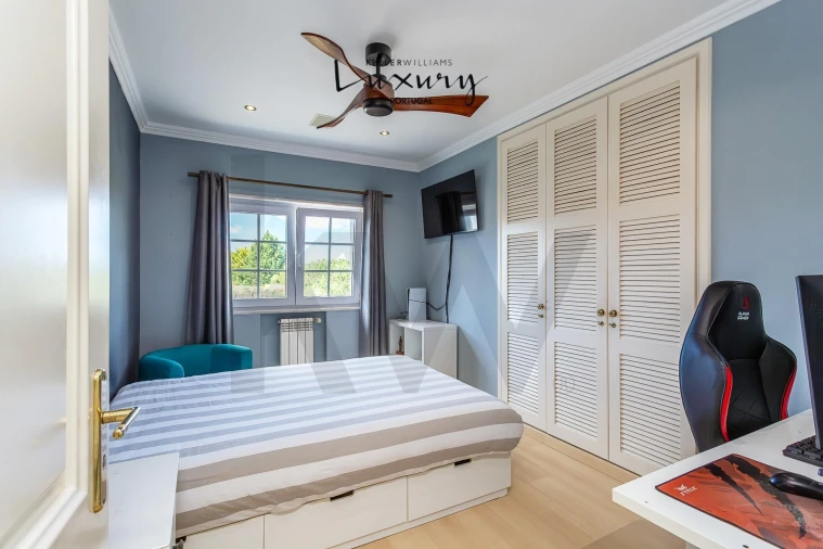 Moradia T4 para Venda em São João das Lampas e Terrugem Foto 26