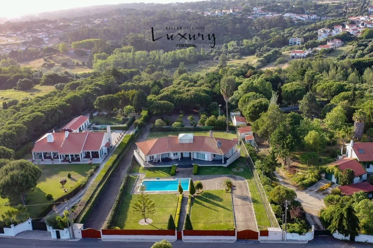 Moradia T4 para Venda em São João das Lampas e Terrugem Foto 40