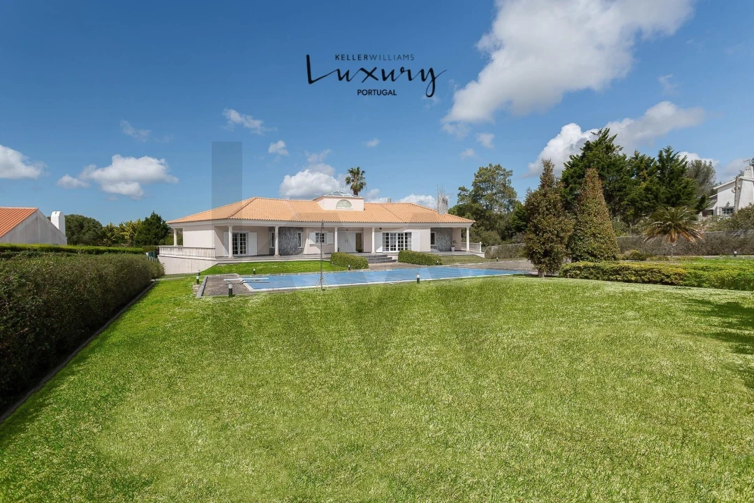 Moradia T4 para Venda em São João das Lampas e Terrugem Foto 2