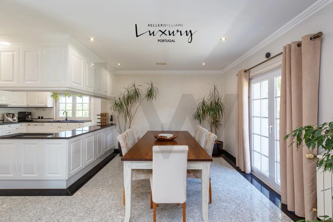 Moradia T4 para Venda em São João das Lampas e Terrugem Foto 14