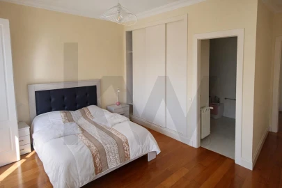 Moradia T7 para Venda em Tocha