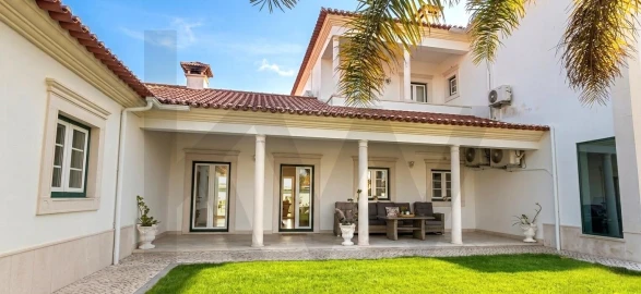 Moradia T7 para Venda em Tocha