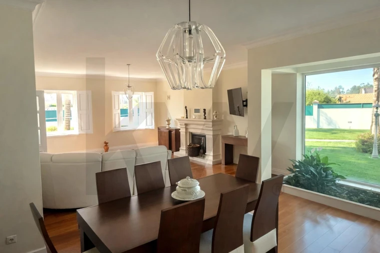 Moradia T7 para Venda em Tocha Foto 3