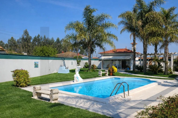 Moradia T7 para Venda em Tocha Foto 30