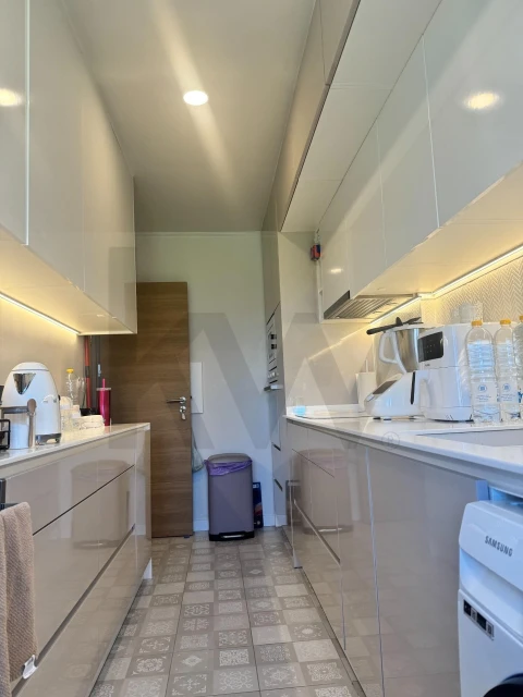 Apartamento T2 para Venda em Algés, Linda-A-Velha e Cruz Quebrada-Dafundo