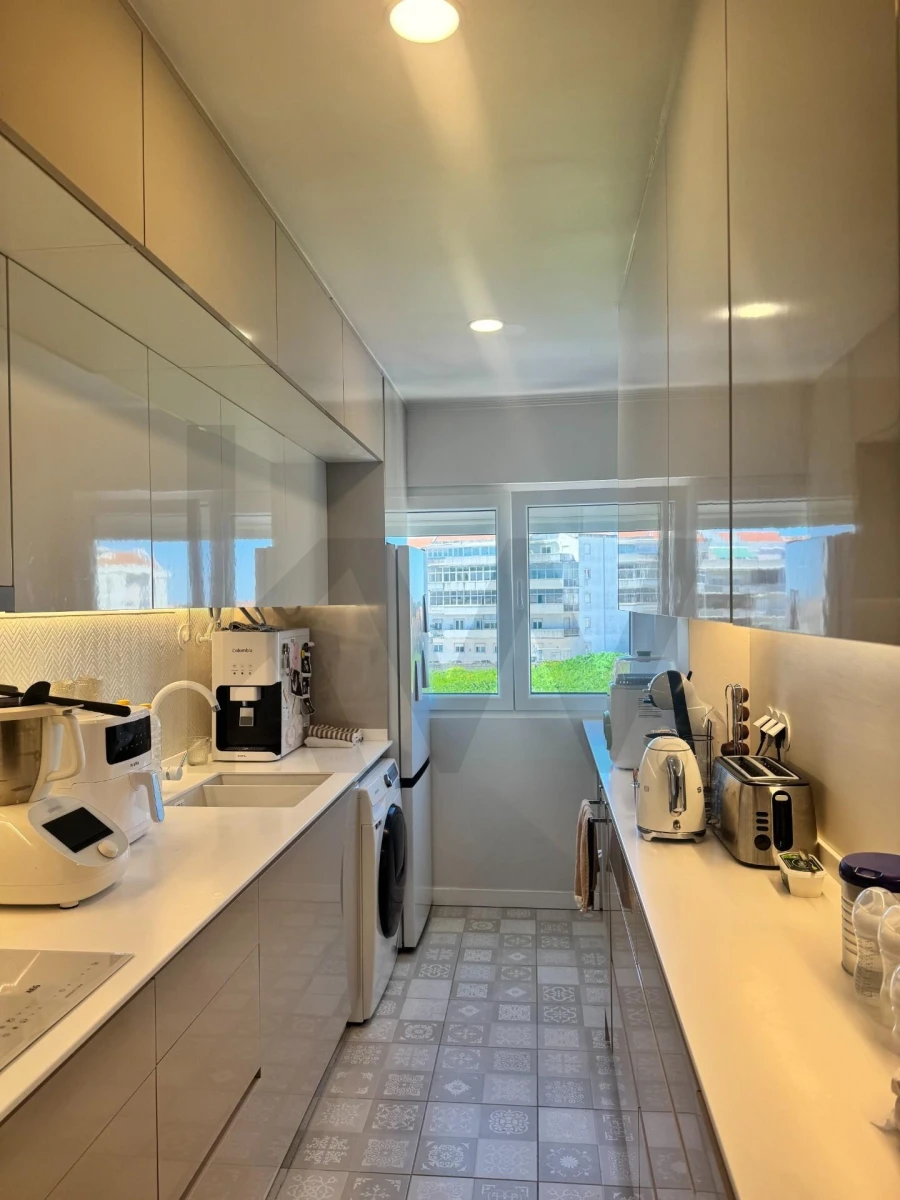 Apartamento T2 para Venda em Algés, Linda-A-Velha e Cruz Quebrada-Dafundo Foto 17