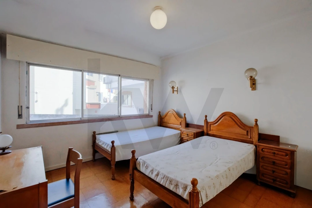 Apartamento T1 para Venda em Carcavelos e Parede Foto 20