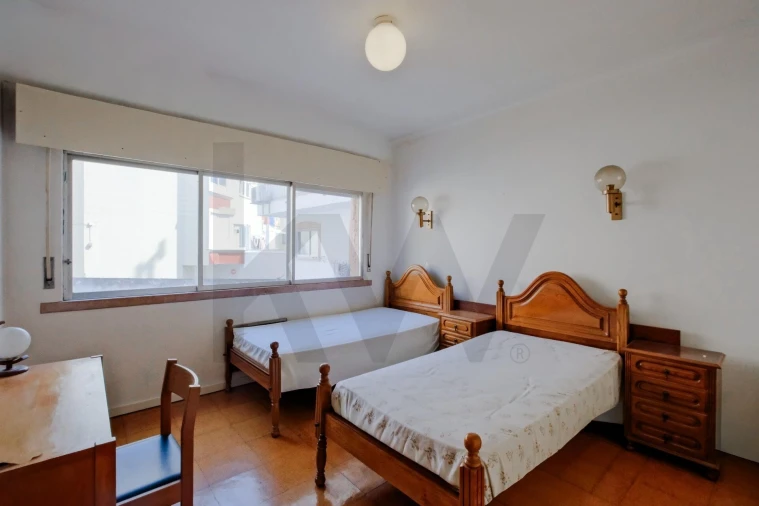 Apartamento T1 para Venda em Carcavelos e Parede Foto 20