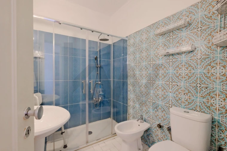 Apartamento T1 para Venda em Carcavelos e Parede Foto 18