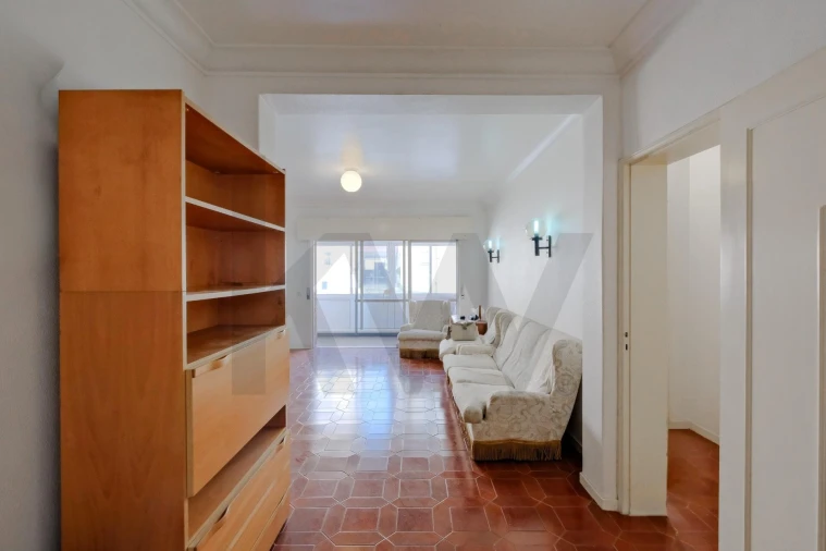 Apartamento T1 para Venda em Carcavelos e Parede Foto 7