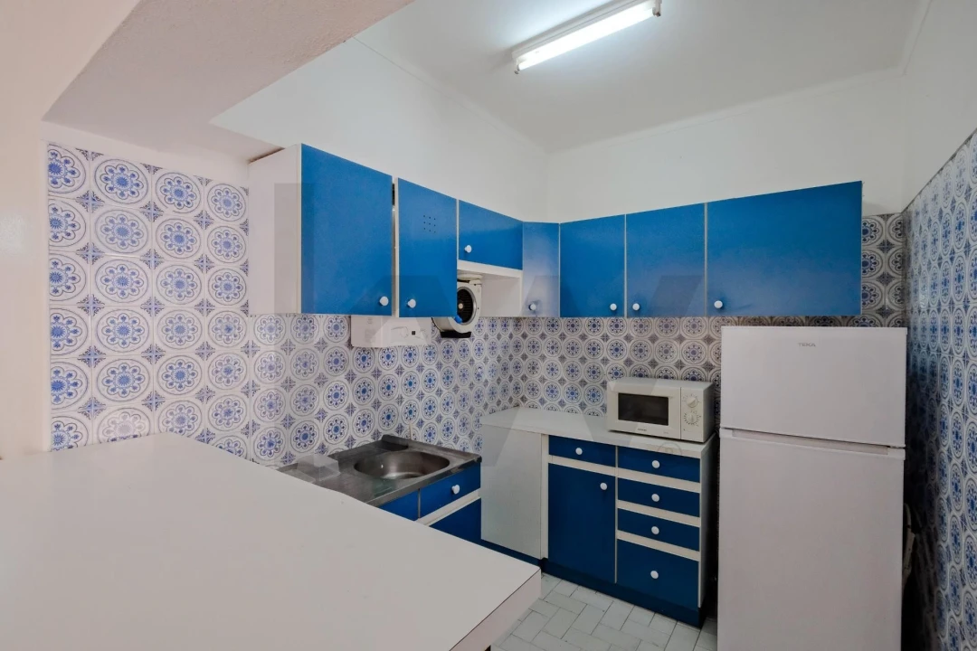 Apartamento T1 para Venda em Carcavelos e Parede Foto 11