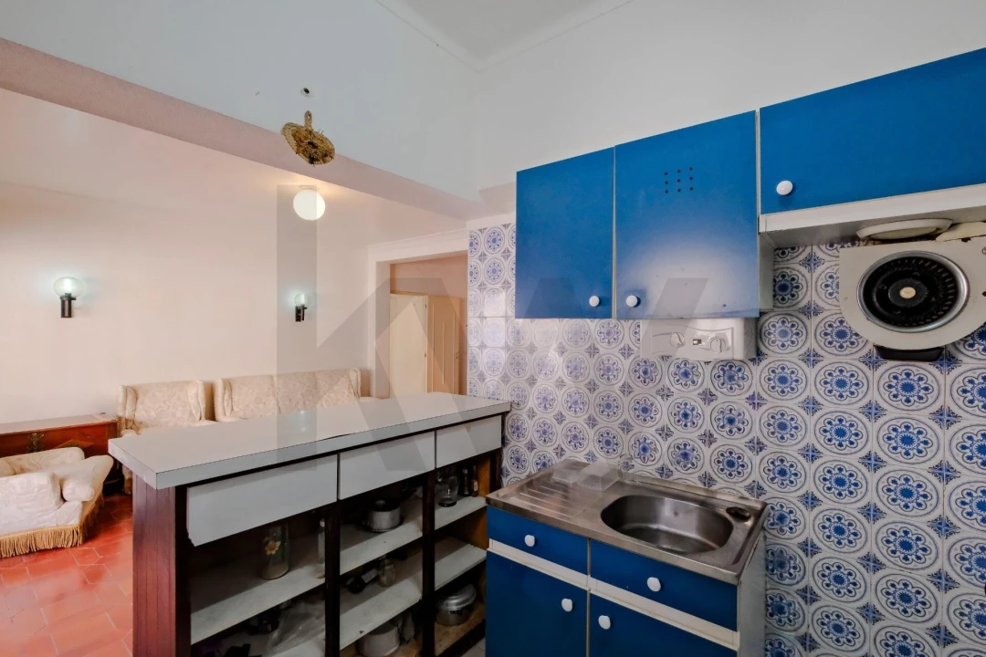 Apartamento T1 para Venda em Carcavelos e Parede Foto 12