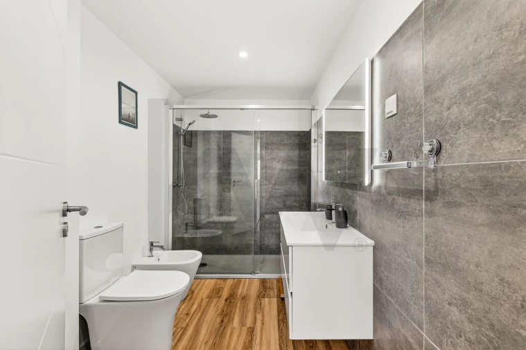 Apartamento T1 para Venda em Carnaxide e Queijas Foto 10