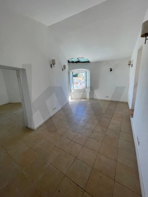 Moradia T3 para Venda em Barbacena e Vila Fernando