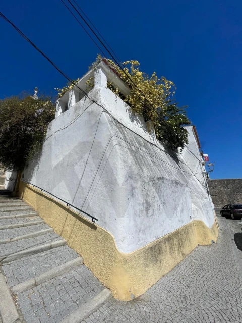 Moradia T3 para Venda em Barbacena e Vila Fernando