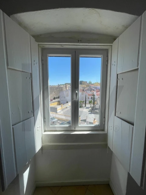 Moradia T3 para Venda em Barbacena e Vila Fernando