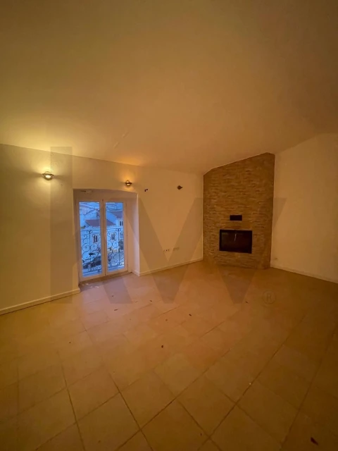 Moradia T3 para Venda em Barbacena e Vila Fernando