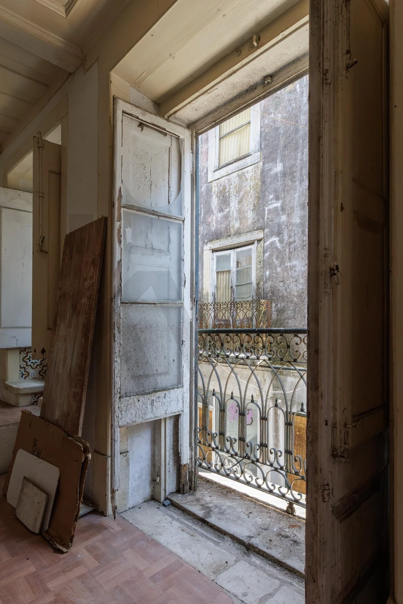 Prédio para Venda em Romeira e Várzea Foto 26