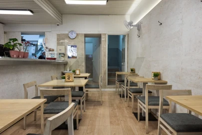 Prédio para Venda em Romeira e Várzea