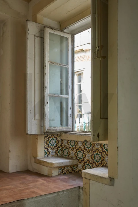 Prédio para Venda em Romeira e Várzea