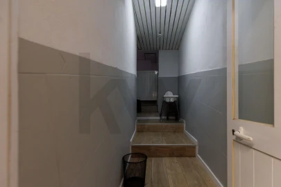 Prédio para Venda em Romeira e Várzea