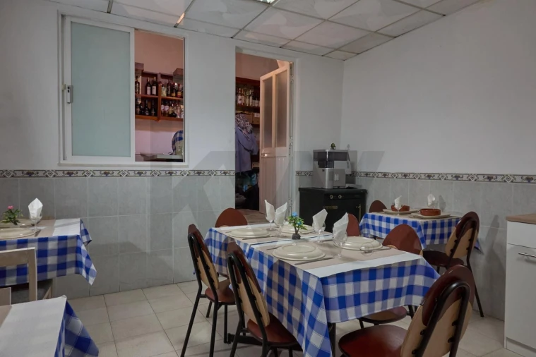 Prédio para Venda em Romeira e Várzea Foto 18