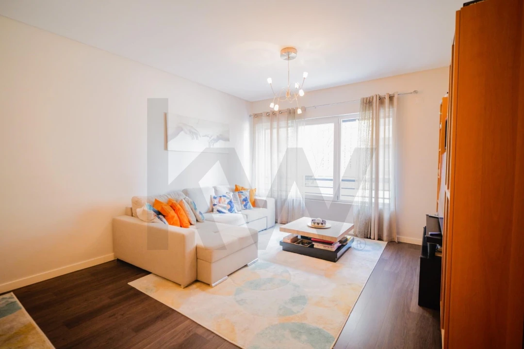 Apartamento T2 para Venda em São Domingos de Benfica Foto 16