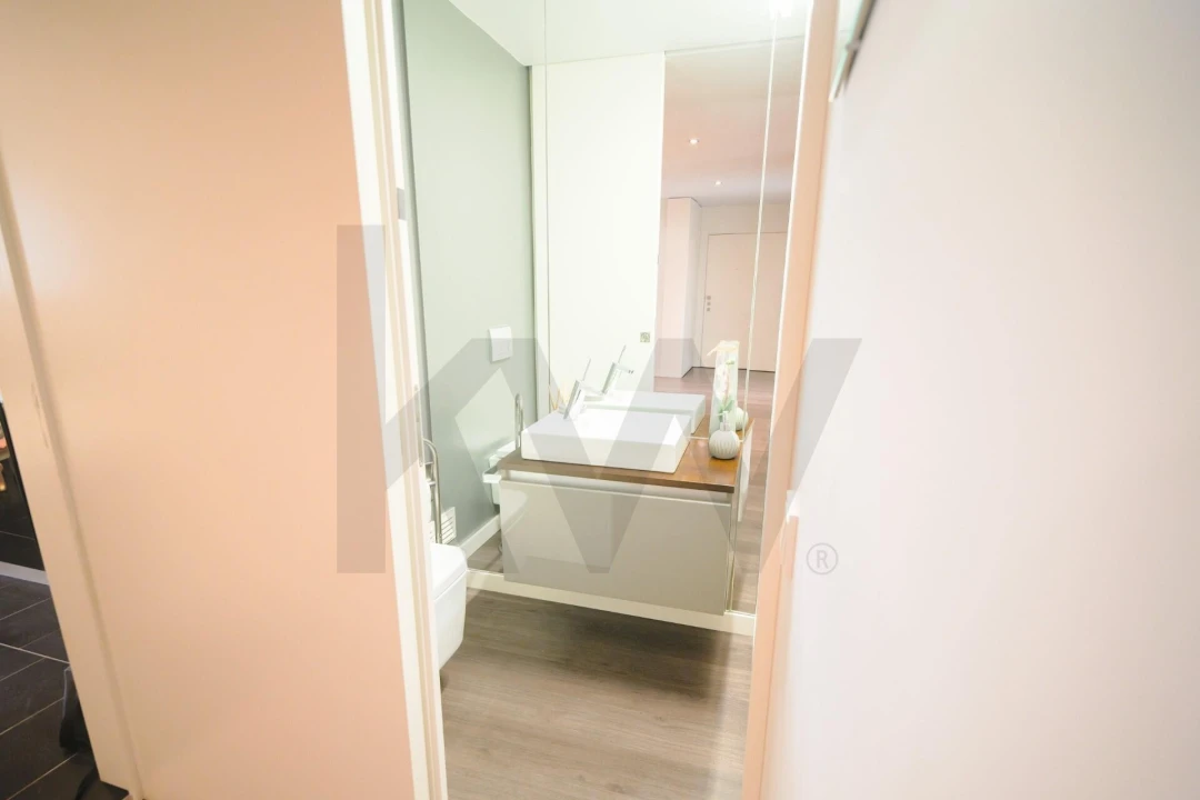 Apartamento T2 para Venda em São Domingos de Benfica Foto 13