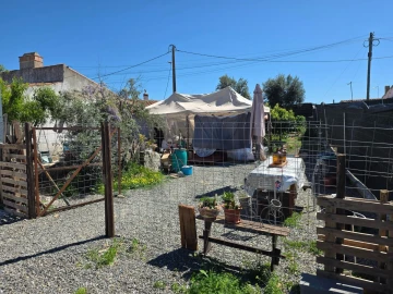 Armazém para Venda em Pedrogão