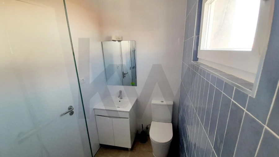 Apartamento T2 para Arrendamento em Romeira e Várzea Foto 5