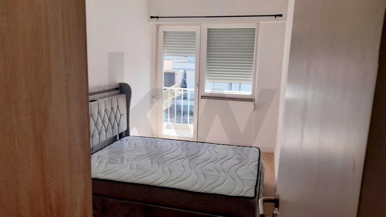 Apartamento T2 para Arrendamento em Romeira e Várzea Foto 14